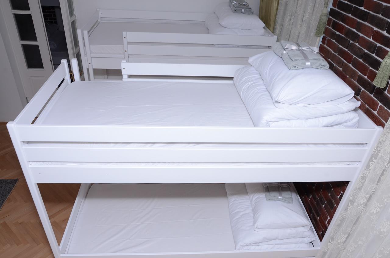 לבוב Free People Hostel מראה חיצוני תמונה